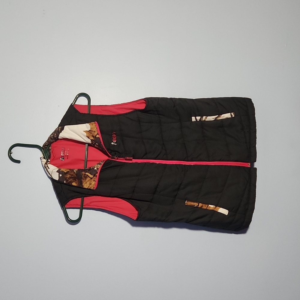 Rocky Vest, M